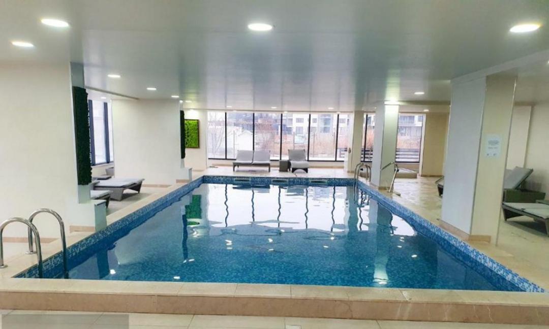 Luxury Suite Alezzi Beach Apartment Piscina Incalzita Sauna Jacuzzi Parking Navodari Dış mekan fotoğraf