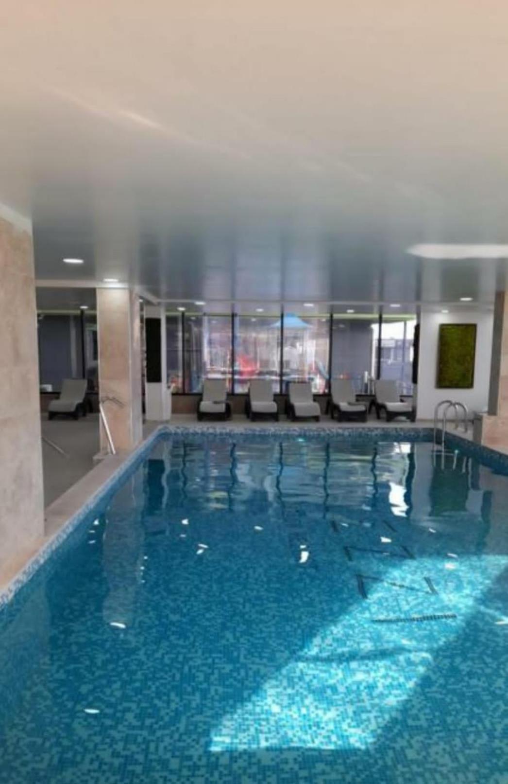 Luxury Suite Alezzi Beach Apartment Piscina Incalzita Sauna Jacuzzi Parking Navodari Dış mekan fotoğraf